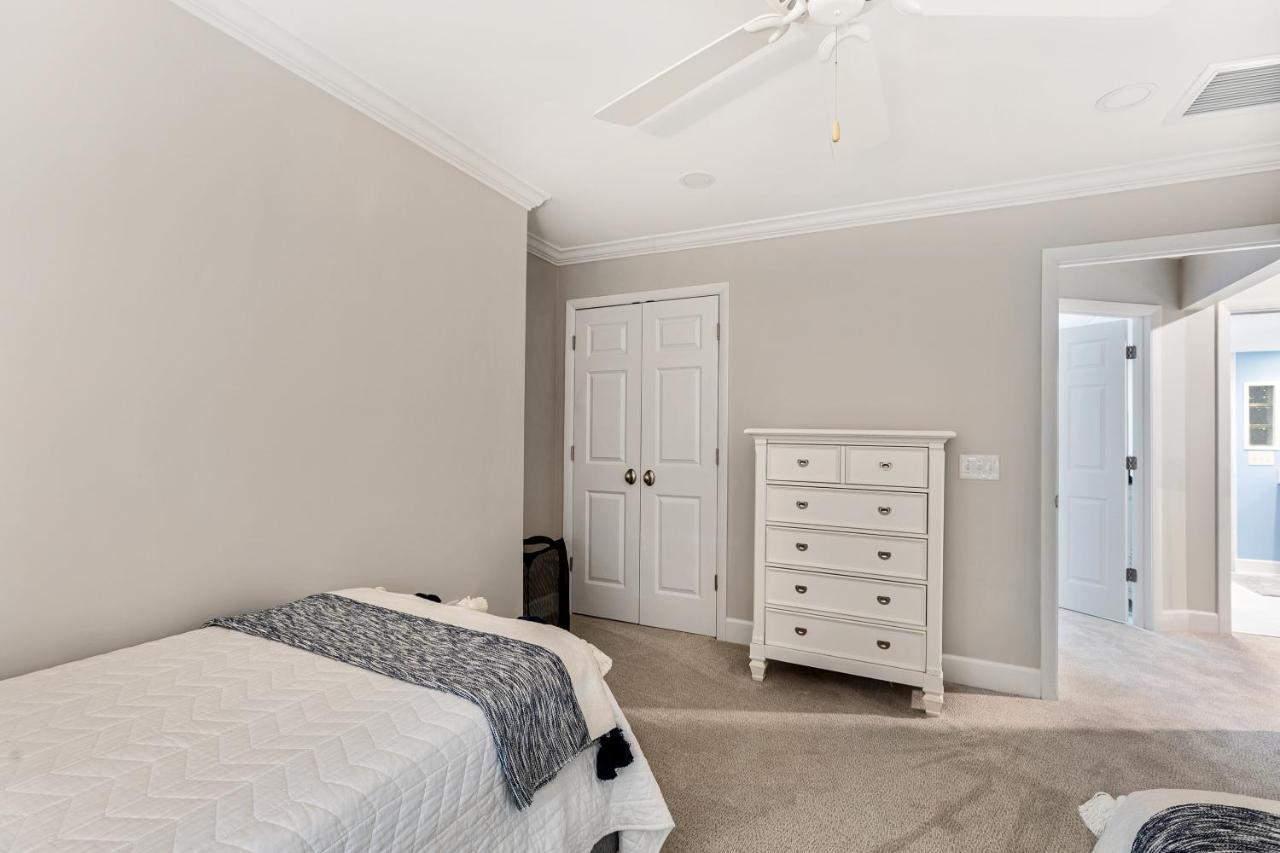 757 Spinnaker Beach House سيبروك آيلاند المظهر الخارجي الصورة